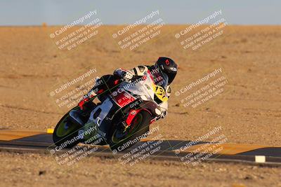 media/Dec-16-2023-CVMA (Sat) [[bb38a358a2]]/Race 13 Amateur Supersport Middleweight/